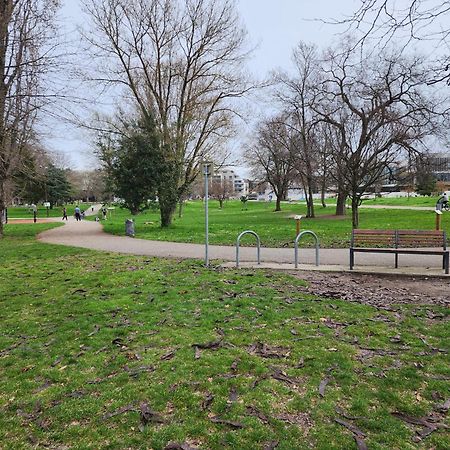 Agreable T2/Centre-Ville *10 Min Gare* Bourgoin-Jallieu Екстериор снимка